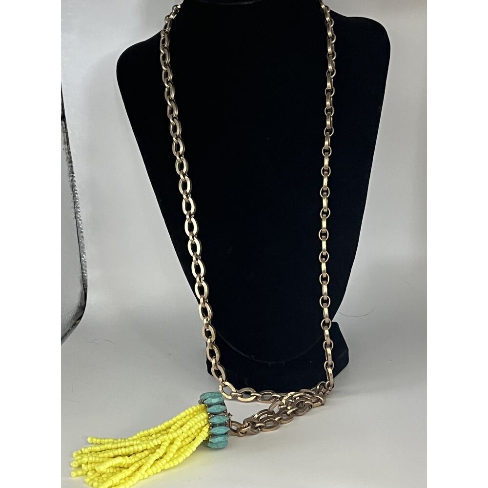 Avon On the Bright Side Necklace- Scarce